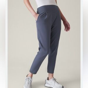 ATHLETA CROPPED ELATION PANT GRAY BLUE MEDIUM